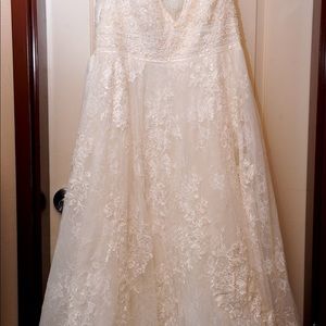 Ivory Bridal Gown. I had the sleeves cut off.
